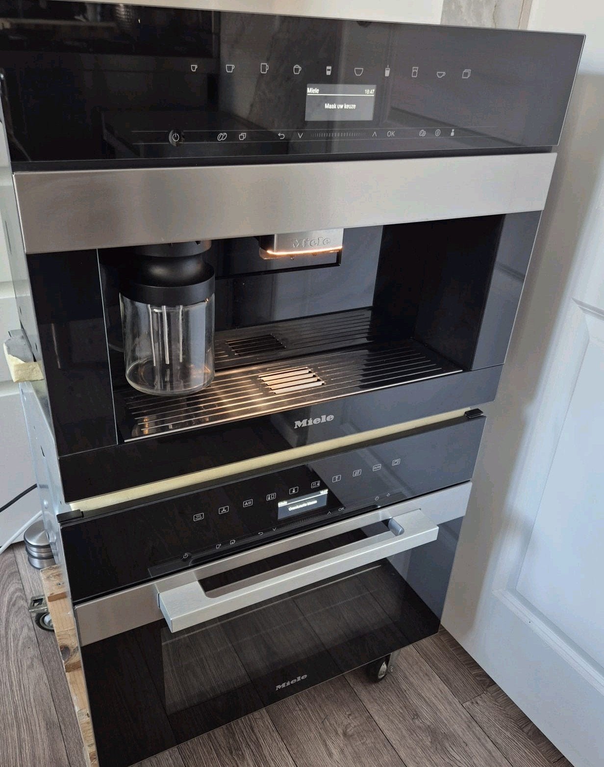 Nieuwste model Miele 7445 combi stoombak oven+ koffiemachine, Witgoed en Apparatuur, Ophalen, 45 tot 50 cm, Hete lucht, Zo goed als nieuw