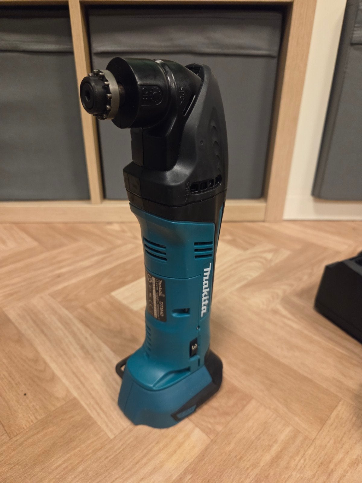 Makita DTM40 Multitool, Ophalen of Verzenden, Zo goed als nieuw