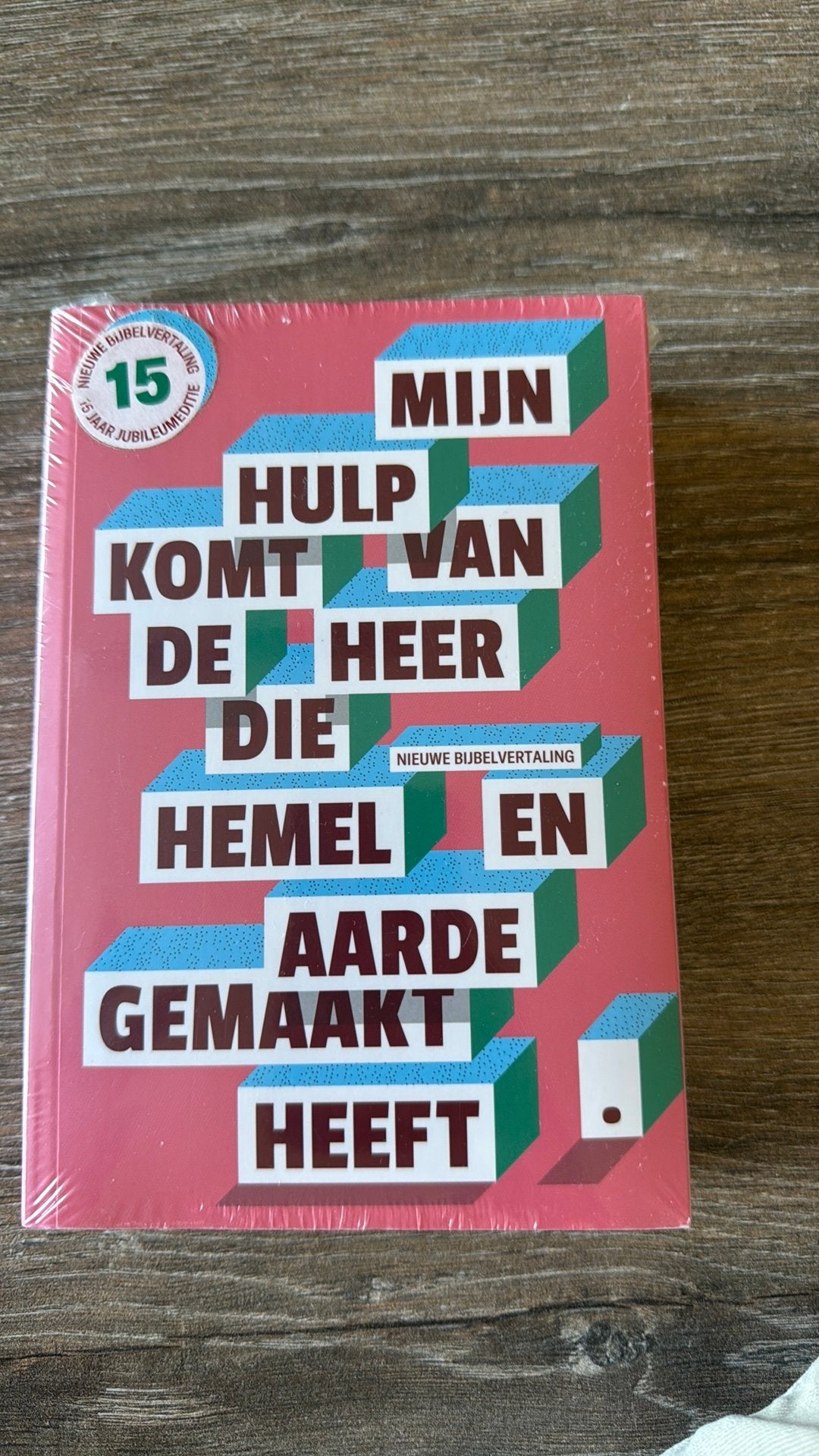 Nieuwe bijbelvertaling in plastic, Boeken, Ophalen of Verzenden, Zo goed als nieuw