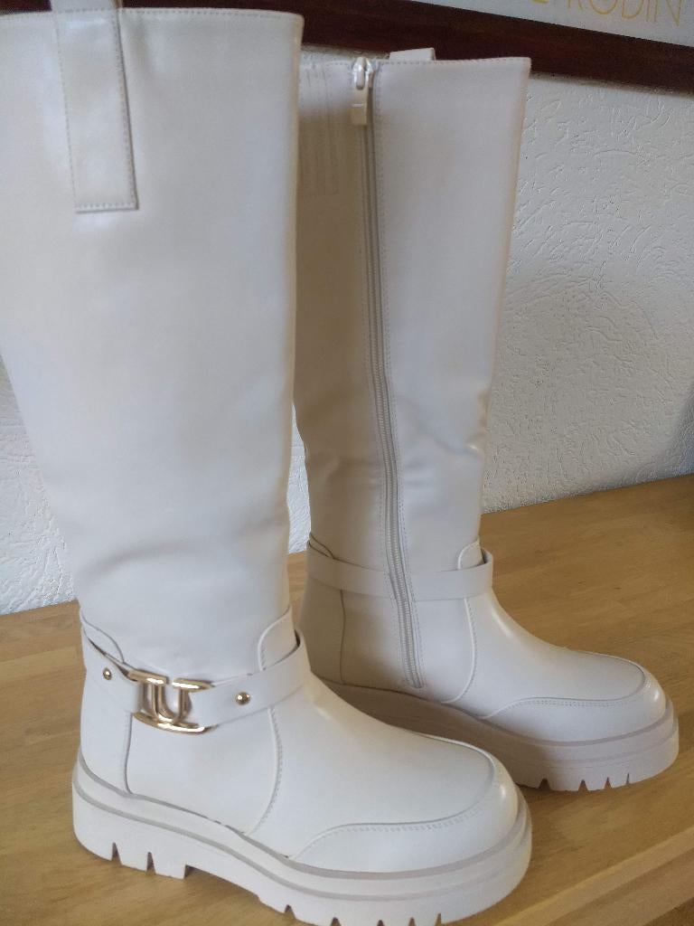 Kayla, hoge (zomer)  laarzen, kleur beige, maat 37, nieuw., Hoge laarzen, Beige, Nieuw, Ophalen of Verzenden