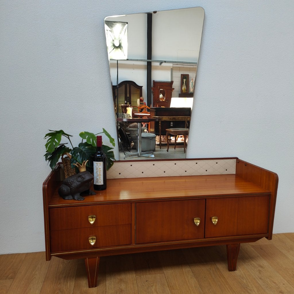 Vintage mid century Modern Kaptafel of tv meubel lowboard, Ophalen, Valkenswaard, Gebruikt, Info@flashbackfurniture.nl