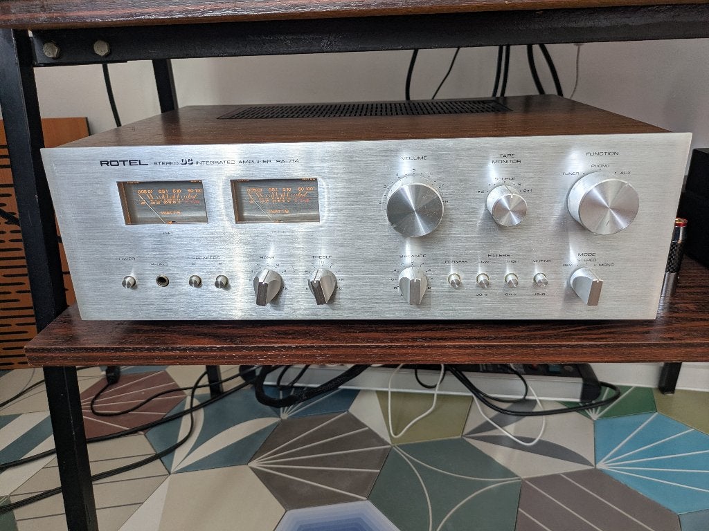 Rotel RA-714 gereviseerd en opnieuw opgebouwd, Overige merken, Ophalen of Verzenden, Zo goed als nieuw, Minder dan 60 watt