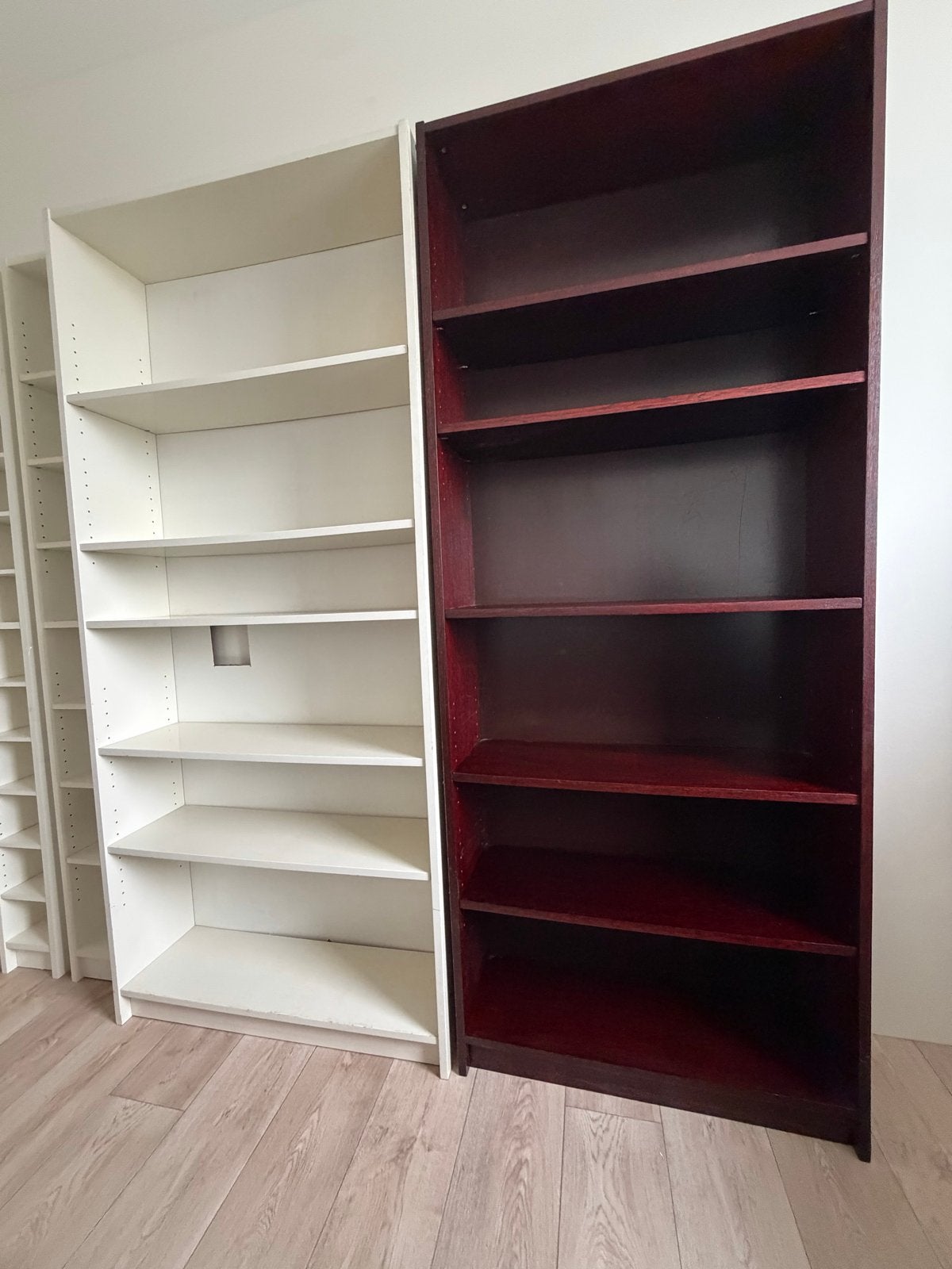 Billy Boekenkasten - Wit en Donkerbruin (2 stuks), Huis en Inrichting, Ophalen, Met plank(en), Gebruikt, 200 cm of meer