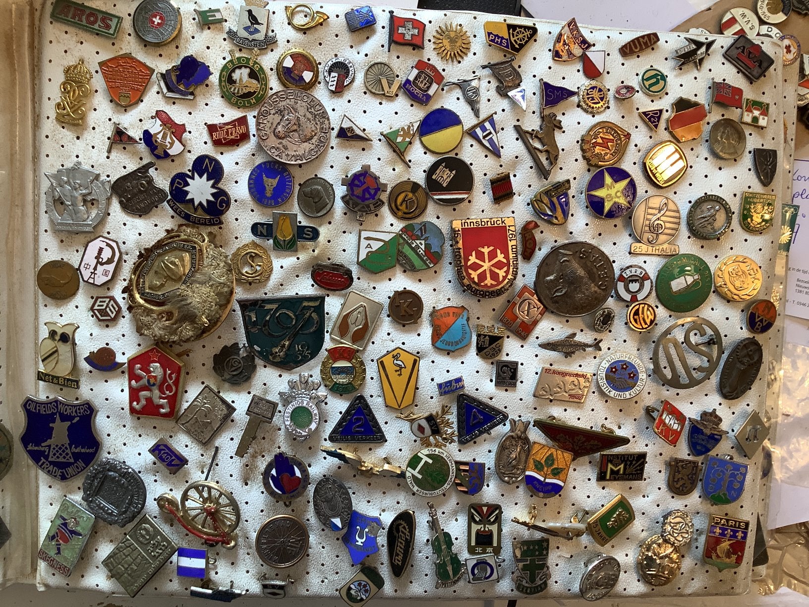 Mooie speldjes 38, Verzamelen, Ophalen of Verzenden, Gebruikt, Overige onderwerpen