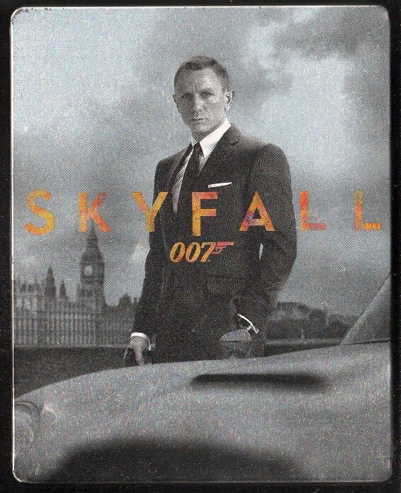 007 James Bond Skyfall STEELBOOK. Blu-ray. LEES!, Cd's en Dvd's, Blu-ray, Ophalen of Verzenden, Gebruikt, Thrillers en Misdaad