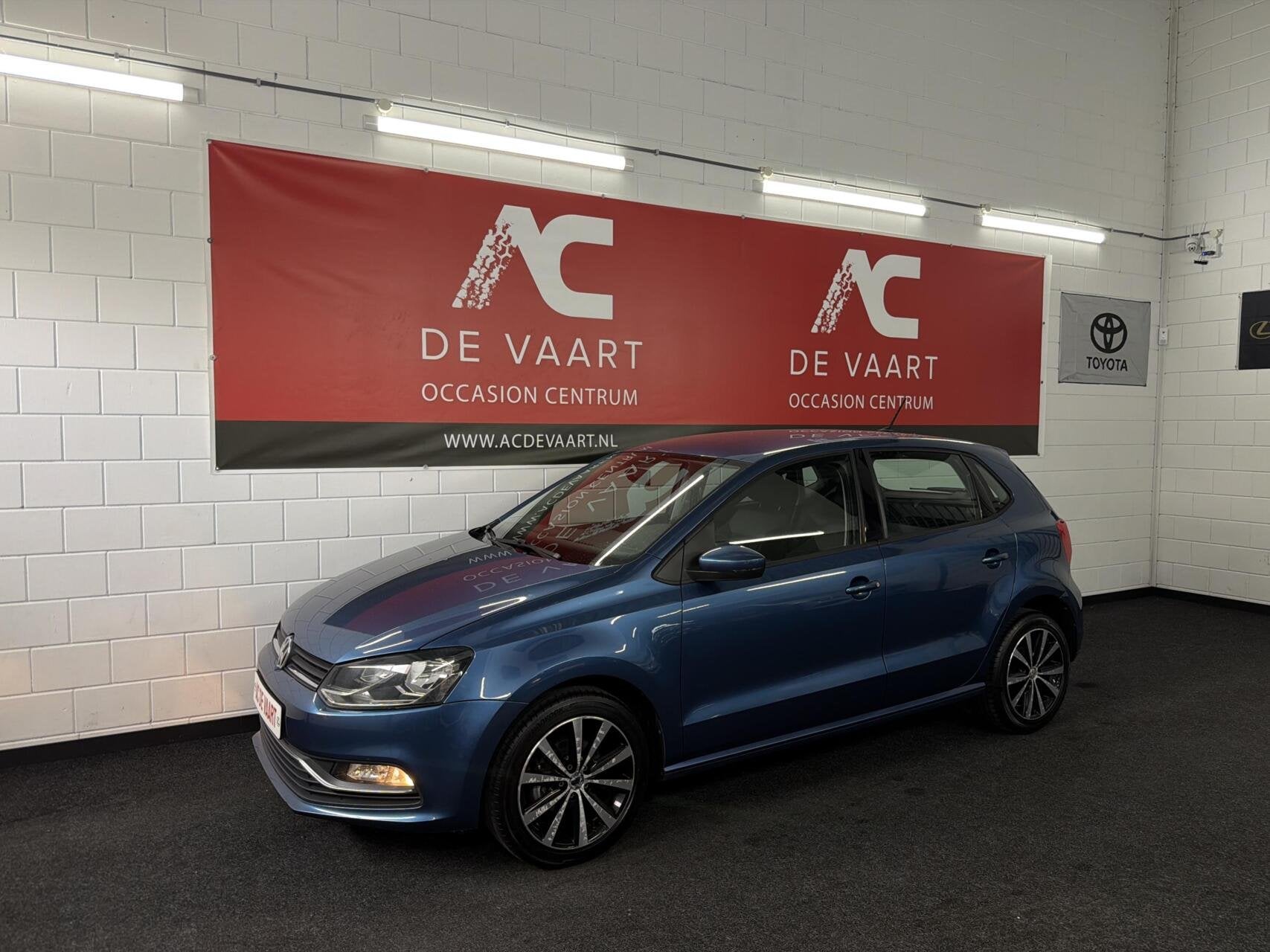 Volkswagen Polo 1.2 TSI Comfortline, Auto's, Euro 6, 4 cilinders, Blauw, Origineel Nederlands