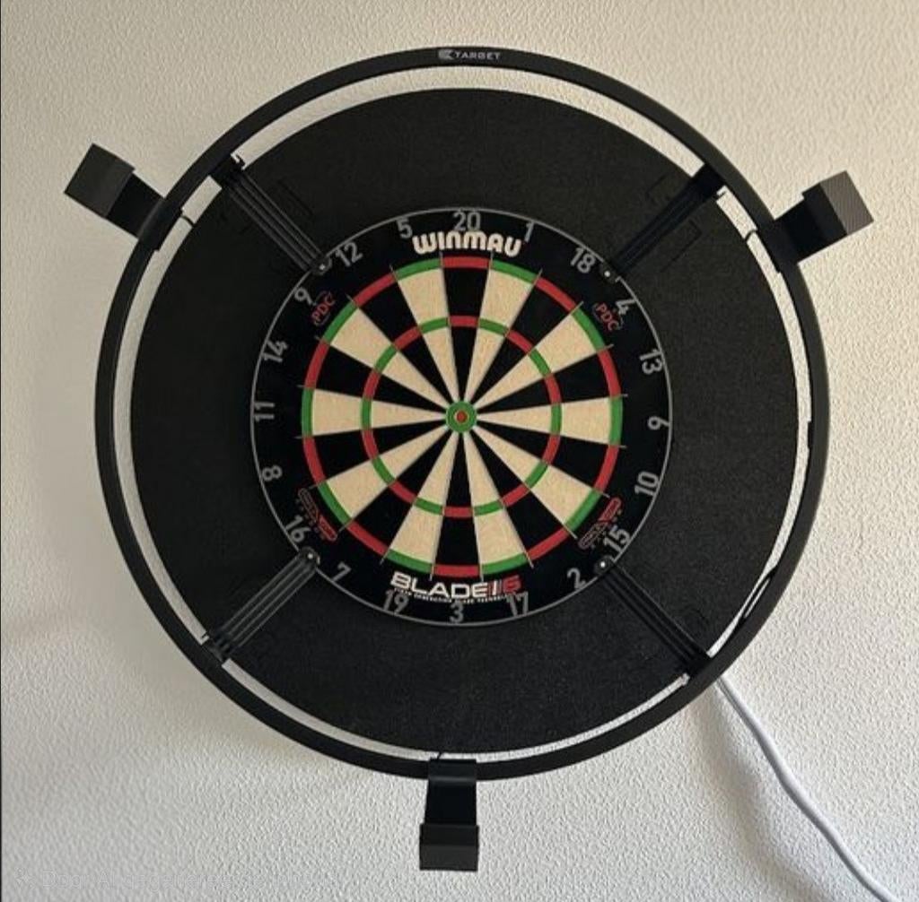 Foto 2 van Autodarts Complete Set (Inclusief Camera's & Verlichting)
