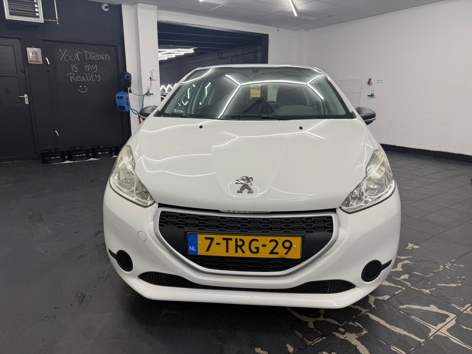 Foto 3 van Peugeot 208 1.0 VTI 50KW/68PK 5-D 2014 bezorgen mogelijk!!
