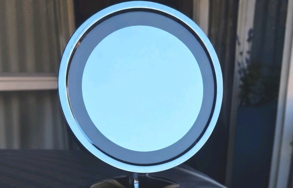 Carmen 3 x Vergrotende Make-up Spiegel met Verlichting, Huis en Inrichting, Woonaccessoires | Spiegels, Minder dan 50 cm, Rond