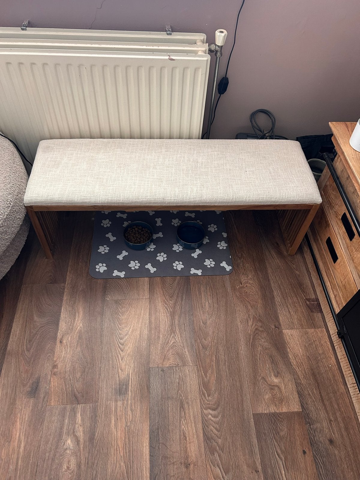 Nieuwe houten bank met stoffen zitting - 105x36 cm, Huis en Inrichting, Stoelen, Ophalen, Overige kleuren, Nieuw, Eén