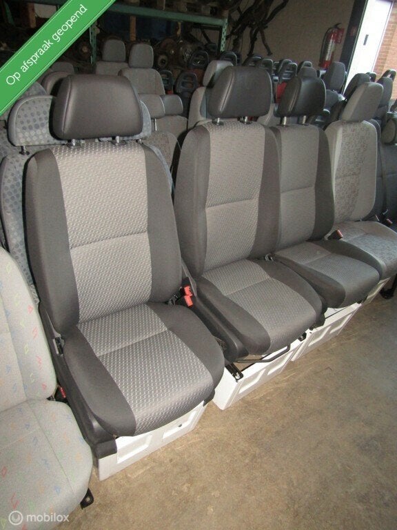 Stoel stoelen bank  banken VW Crafter  sprinter bj 06 t/m 18, Auto-onderdelen, Gebruikt, Volkswagen, Ophalen of Verzenden, Volkswagen