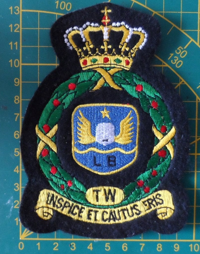 Patch LB 20 Squadron  Vlb Twenthe , zeer oude versie, Ophalen of Verzenden, Luchtmacht, Nederland, Embleem of Badge