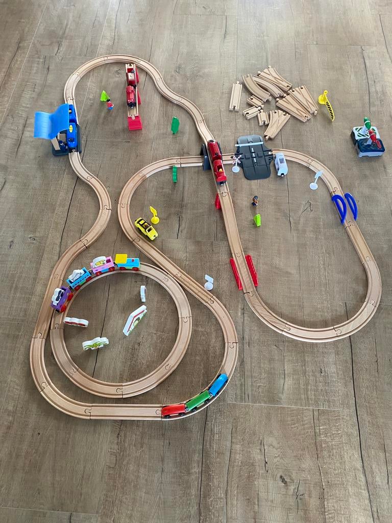Treinbaan met accessoires, Ophalen of Verzenden, Zo goed als nieuw