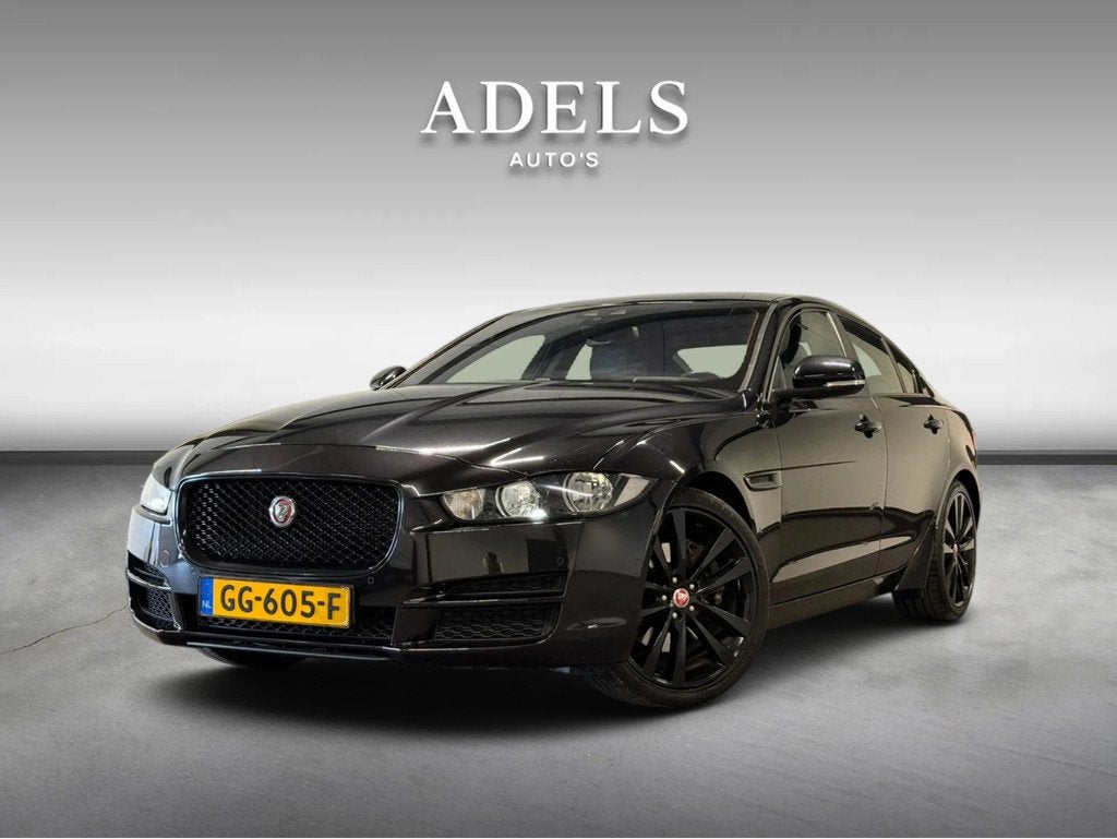 Jaguar XE 2.0 Portfolio HUD Leder NL Auto NAP (bj 2015), Auto's, Jaguar, Achterwielaandrijving, 4 cilinders, Zwart, XE