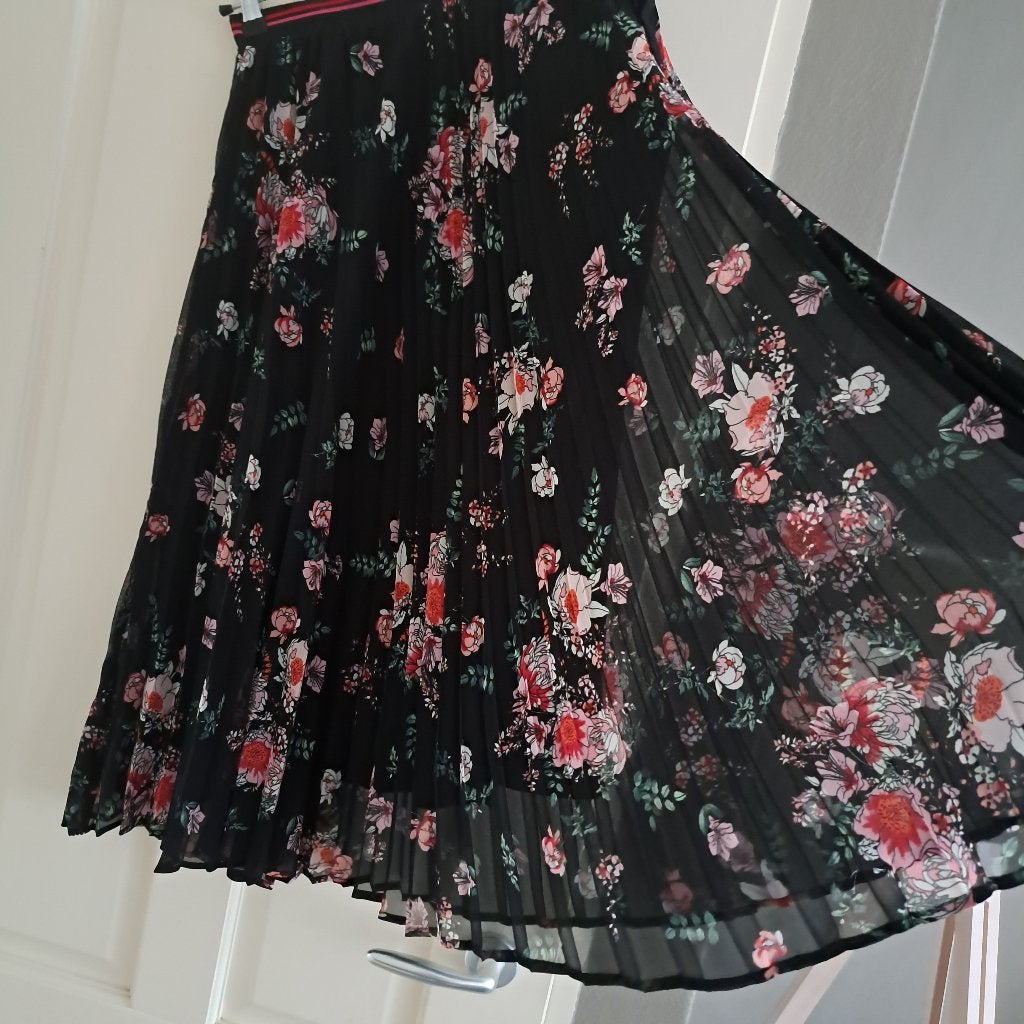 More & More midi zwarte plissé rok roze bloemen mt 36 43526, More & More, Verzenden, ., Zwart