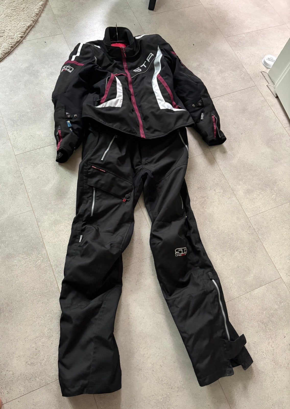 Prachtig dames motorpak Lindstrands, Motoren, Kleding | Motorkleding, Ophalen of Verzenden, Tweedehands, Dames, Combipak