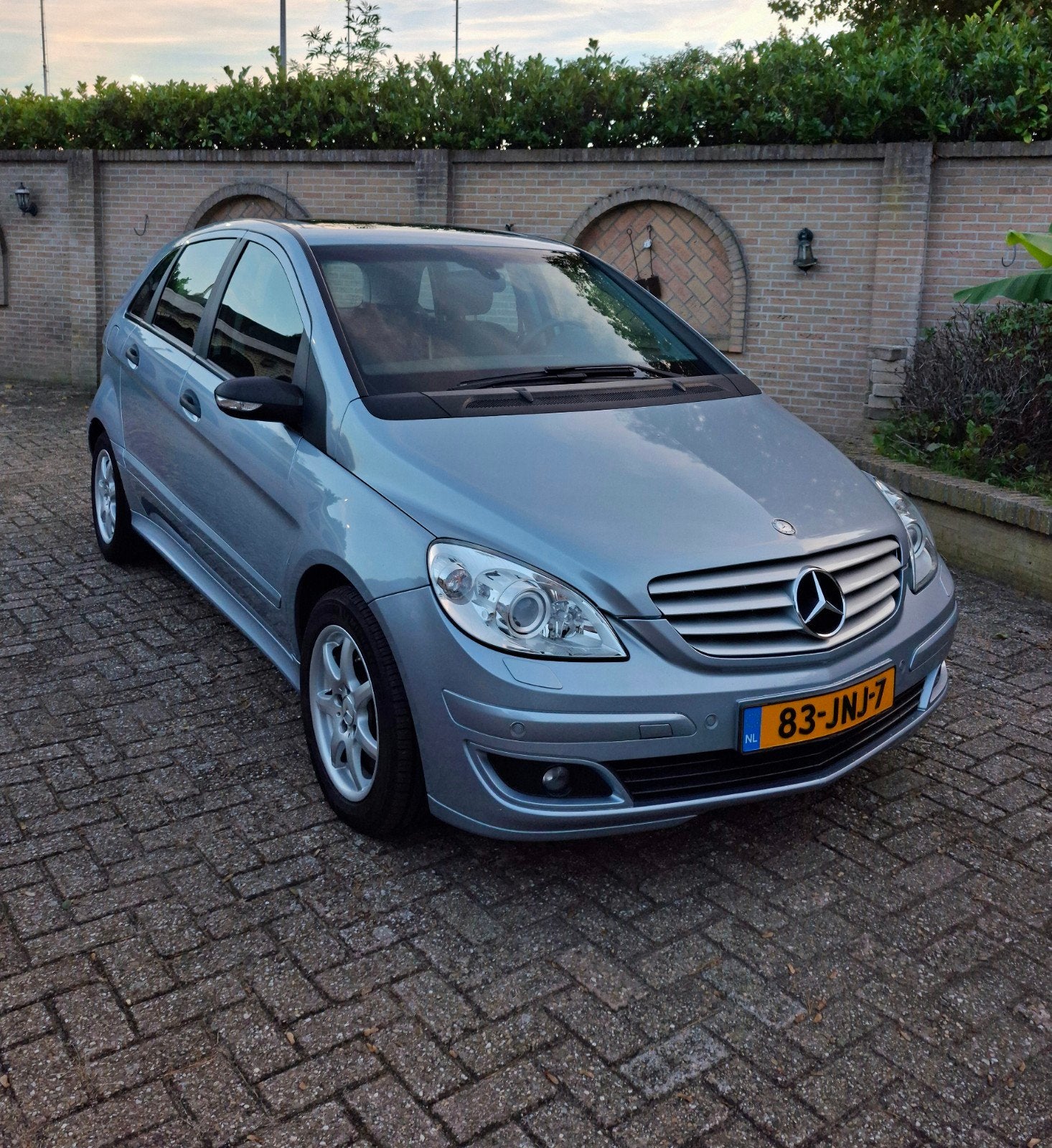 ZEER MOOIE Mercedes B-Klasse 1.7 B170 ZEER GOED ONDERHOUDEN, Auto's, Zwart, 4 cilinders, Leder en Stof, 115 pk