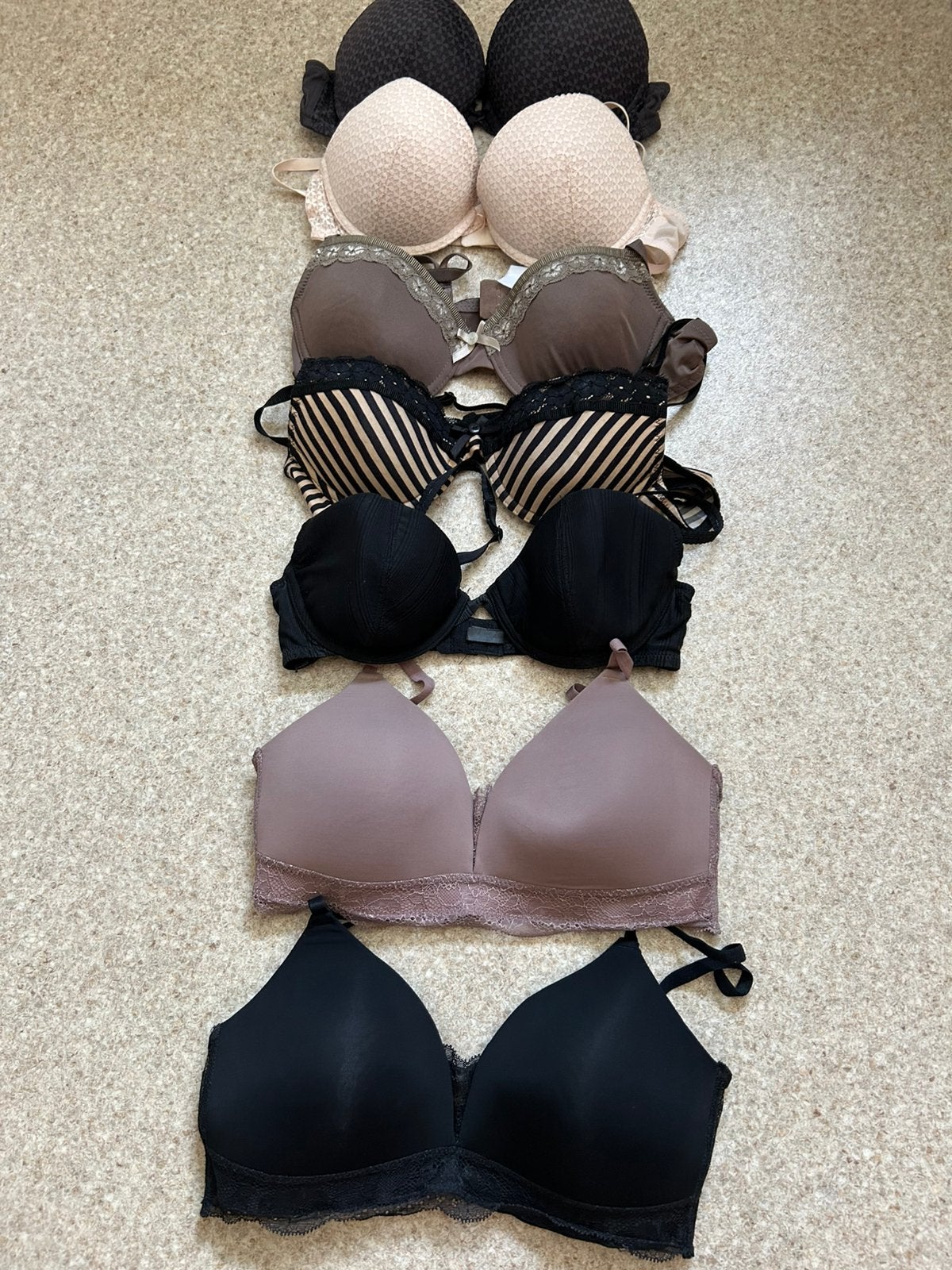 7 BH’s 75B en 80B Hunkemöller, Ophalen of Verzenden, BH