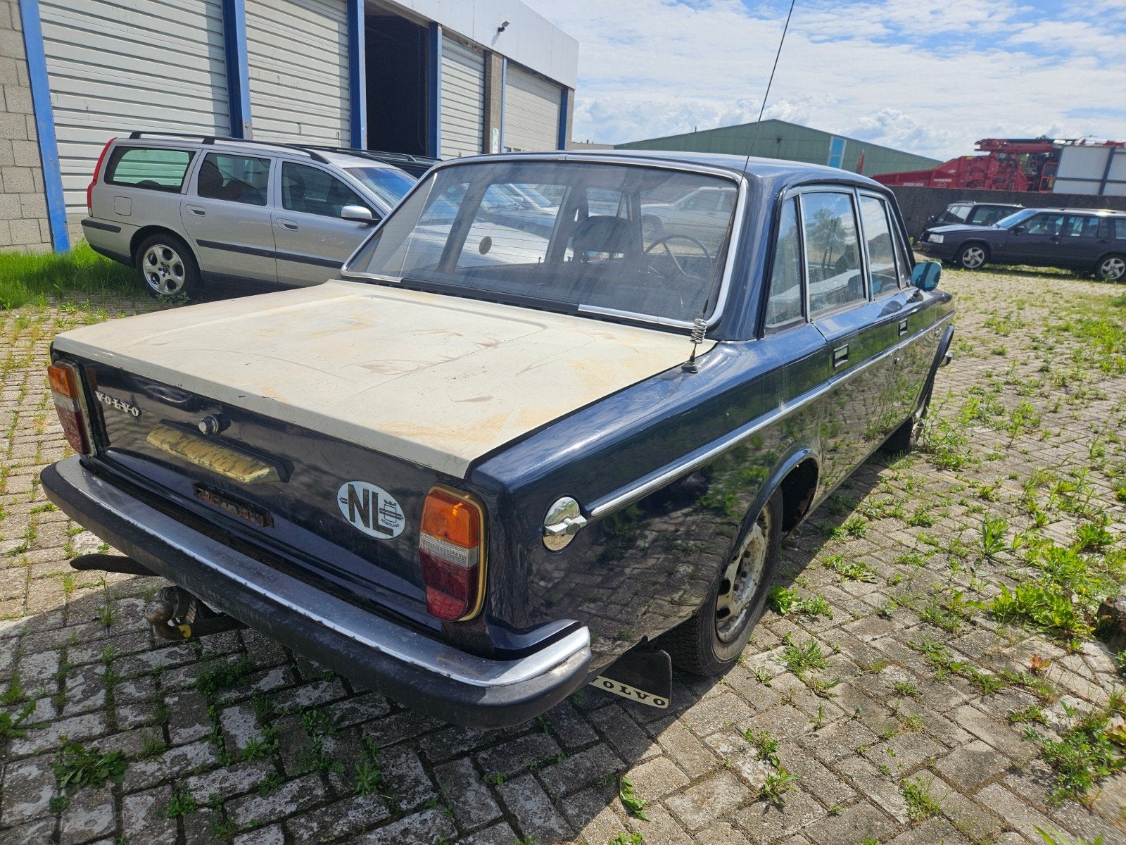 Volvo 144 2.0 DL 1972 + onderdelen, foto 4
