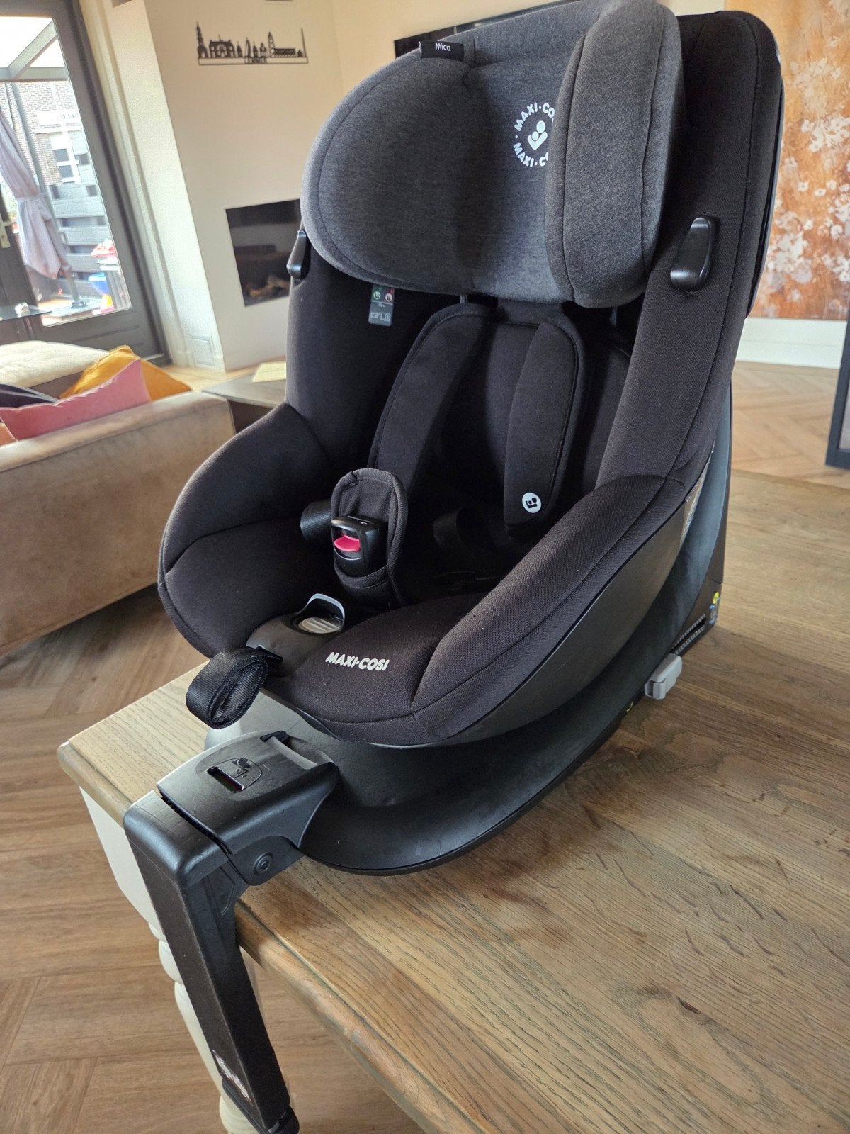 Maxi-Cosi Mica 360 i-Size autostoel (evt 2 stuks), Ophalen, Verstelbare rugleuning, Gebruikt, 0 t/m 18 kg