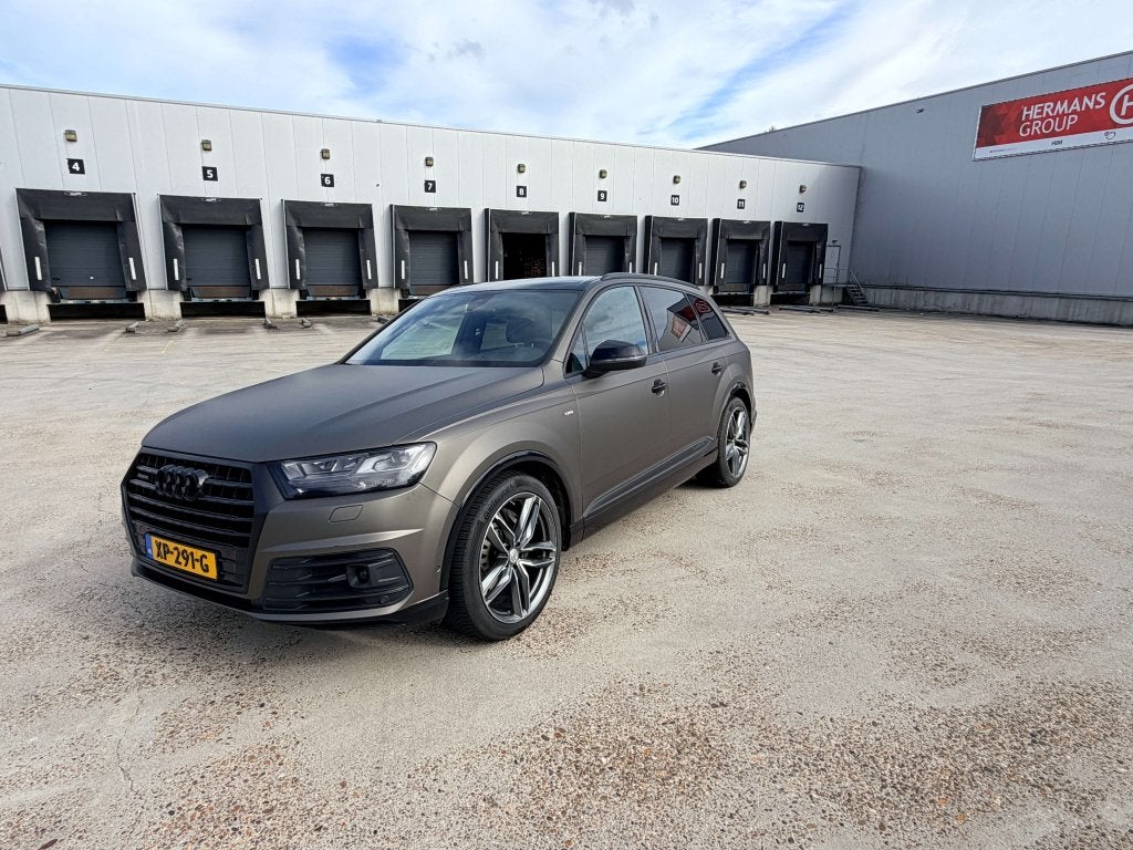 Audi Q7 3.0 TDI Quattro | 7-persoons | CarPlay | Gechipt |, Automaat, Euro 6, 7 stoelen, Zwart