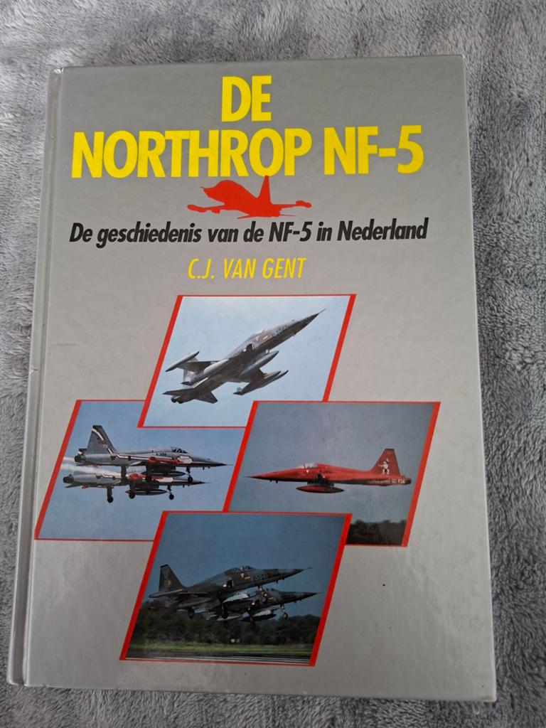 C.J. van Gent - De Northrop NF-5, Ophalen of Verzenden, Zo goed als nieuw