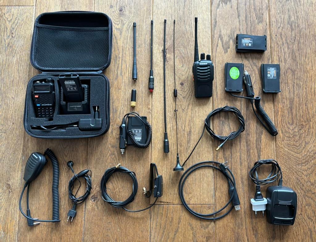 Baofeng BF-F8+ en BF-888S plus accessoires, Telecommunicatie, Ophalen of Verzenden, Zo goed als nieuw, 2 to 5 km