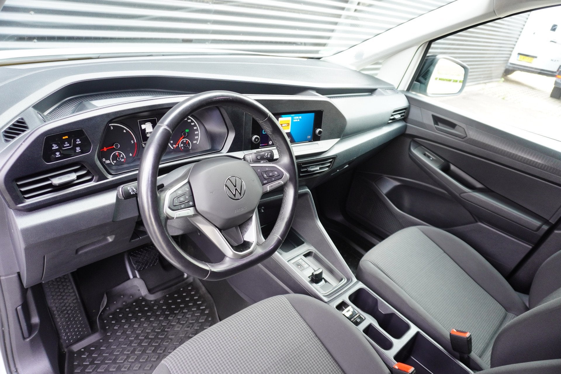 Volkswagen Caddy Cargo Maxi L2 122pk Automaat LED Camera Par, Auto's, Gebruikt, 4 cilinders, Volkswagen, Bedrijf