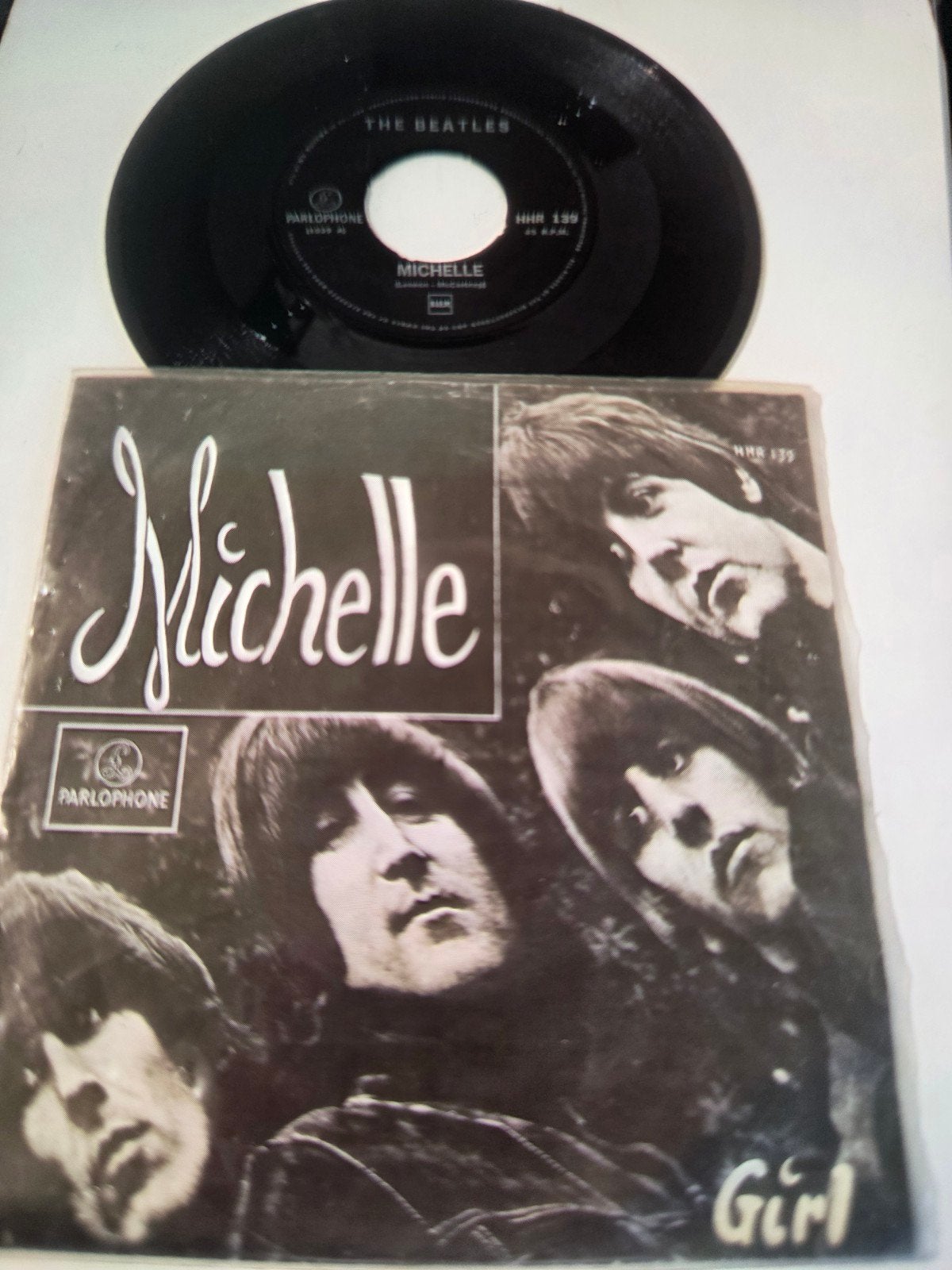 The Beatles - Michelle / Girl 7 inch vinyl single (1965), Gebruikt, Fotohoes, 7 inch, Ophalen of Verzenden
