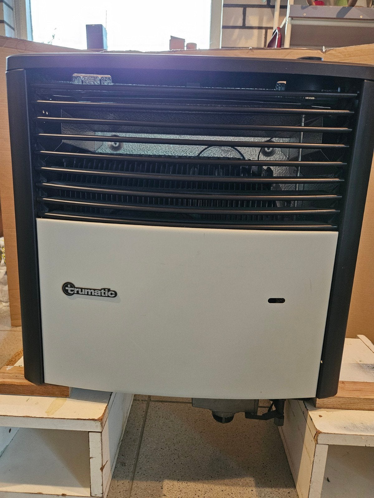 caravan gaskachel trumatic S3002, Caravans en Kamperen, Ophalen