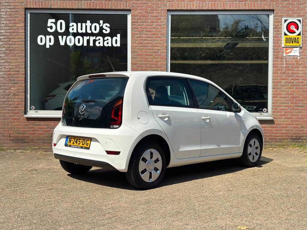 Volkswagen Up! 1.0 BMT high up! | Airco | Cruise | Parkeerse, Auto's, Volkswagen, Voorwielaandrijving, Stof, Gebruikt, Bedrijf