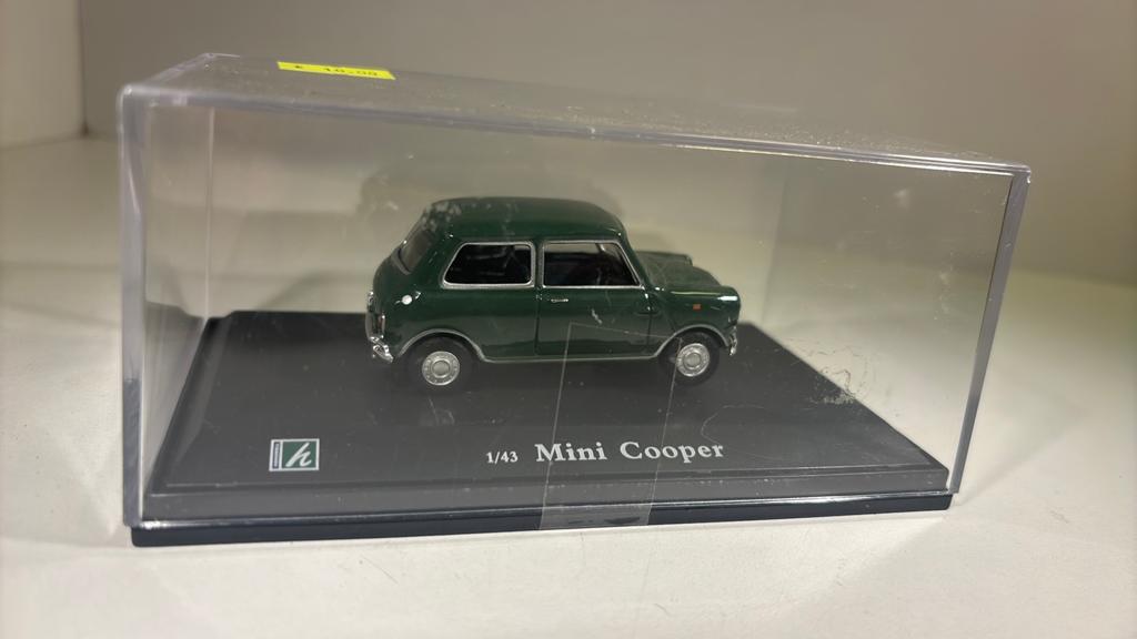Mini cooper Cararama 1.43, Hobby en Vrije tijd, Modelauto's | 1:43, Zo goed als nieuw, Auto, Overige merken, Ophalen of Verzenden