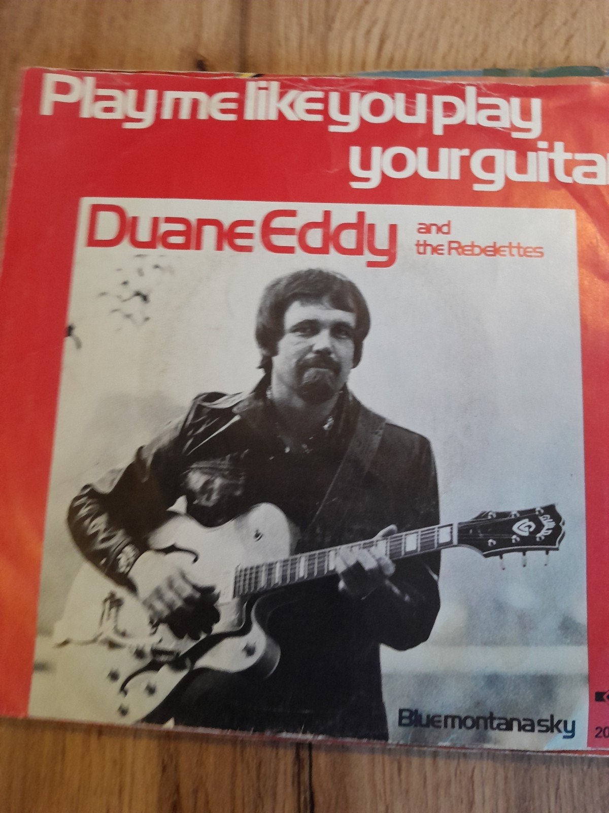 Duane eddy 7inch play me like you play your guitar, Cd's en Dvd's, Ophalen of Verzenden, Zo goed als nieuw, Pop