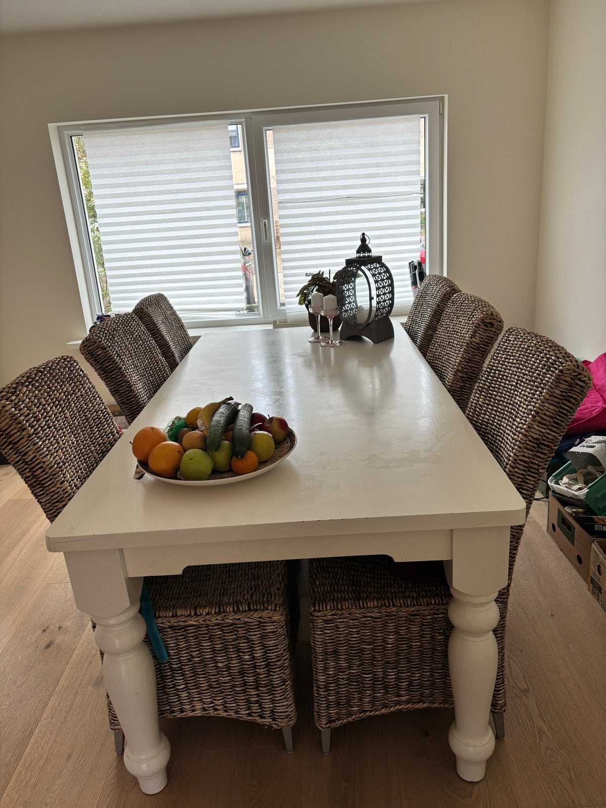 Witte eettafel met 6 bananenblad stoelen, Huis en Inrichting, Ophalen, Gebruikt, 100 tot 150 cm, Vijf personen of meer