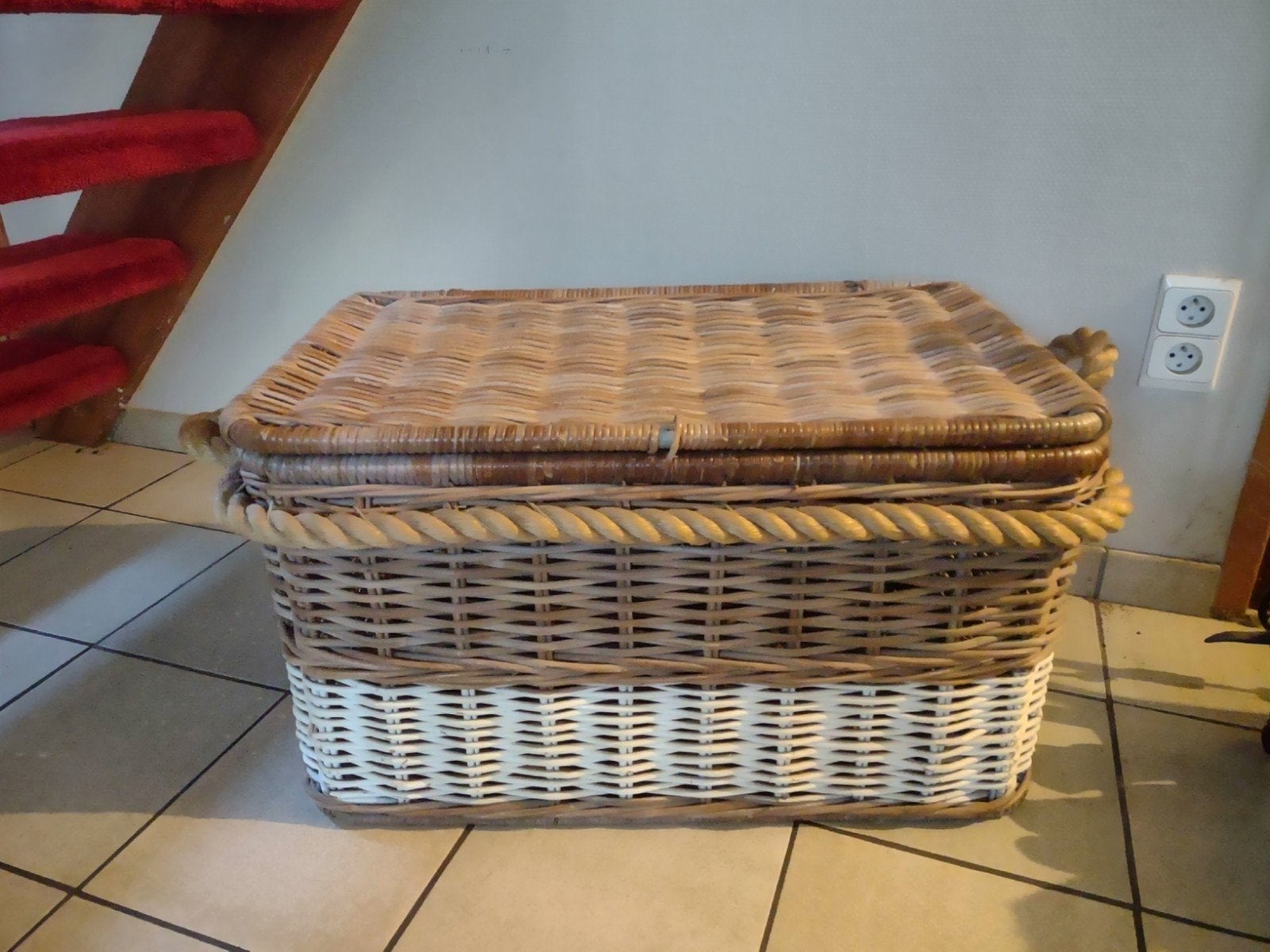 Grote rieten opbergkist / wasmand met deksel, Huis en Inrichting, Woonaccessoires | Kisten, Ophalen, 50 tot 100 cm, Minder dan 50 cm