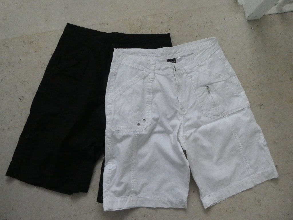 Zwarte en witte dames shorts korte broek maat M topje incl., Kleding | Dames, Maat 38/40 (M), Kort, Meerkleurig, Ophalen of Verzenden