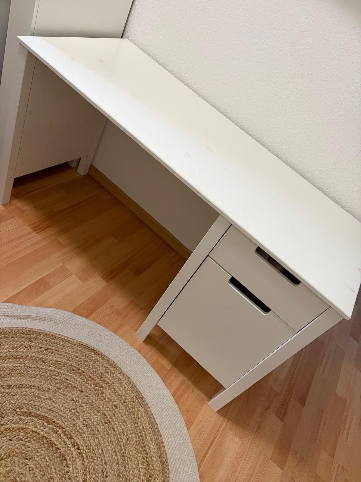 Woood Bureau Jade massief grenen met velvet stoel, Ophalen, Gebruikt, 135 cm, Hout