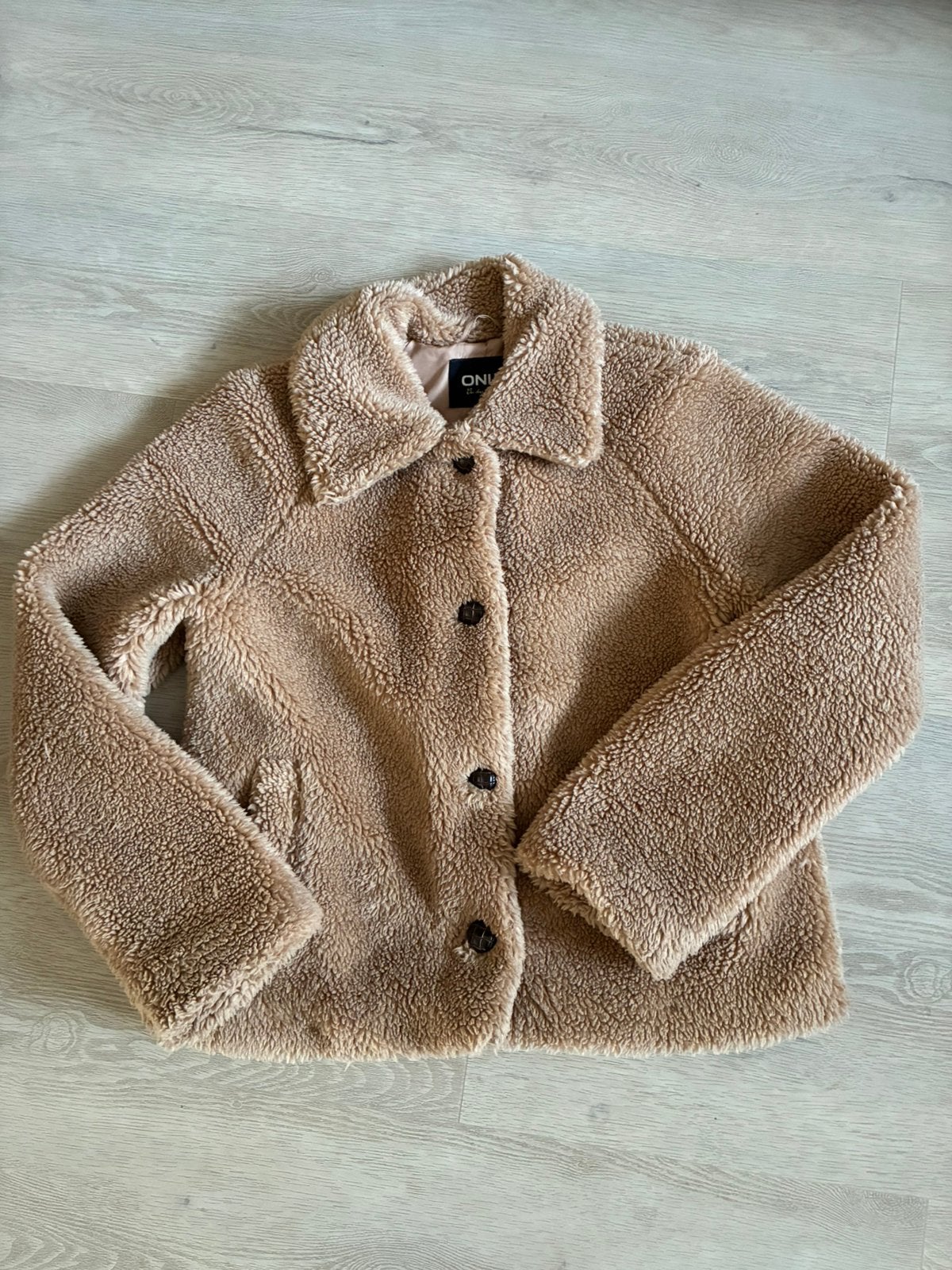 Only fluffy jas XS( als nieuw), Verzenden, Zo goed als nieuw, Maat 34 (XS) of kleiner
