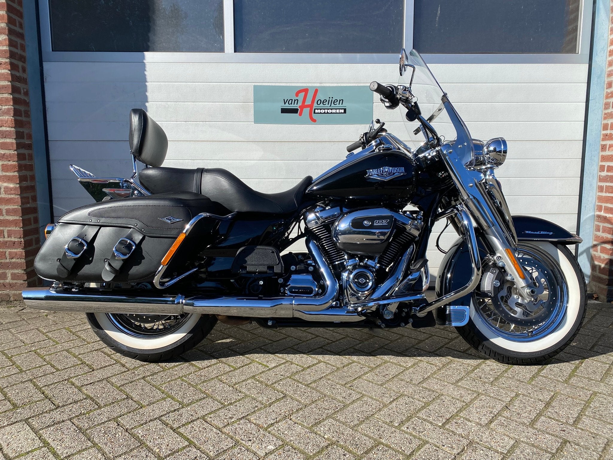 Harley-Davidson ROAD KING CLASSIC FLHRC MILWAUKEE 8, 1745 cc, ABS, Chopper, Meer dan 35 kW