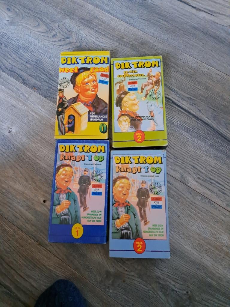4 Dik Trom VHS banden, Ophalen of Verzenden