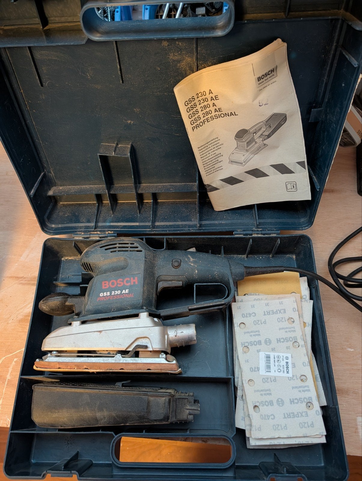 Bosch professional vlakschuurmachine, Ophalen of Verzenden, Zo goed als nieuw, Minder dan 600 watt, Vlakschuurmachine