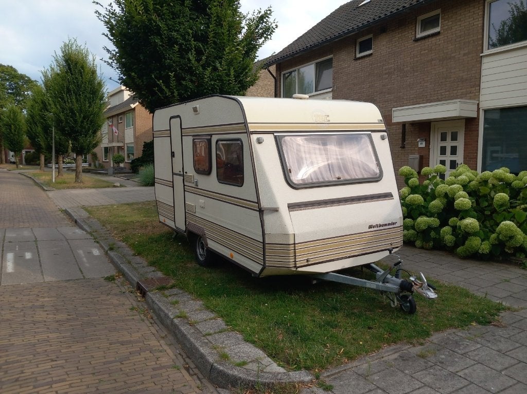 TEC Weltbummler caravan - Ideaal voor beginners!, Caravans en Kamperen, T.E.C., Rondzit, Omvormbare zithoek, Tot en met 3