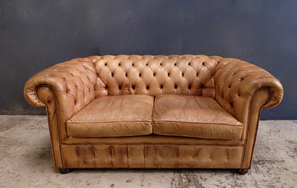 origineel Engelse Chesterfield bank, Huis en Inrichting, Fauteuils, Ophalen, Gebruikt, Minder dan 75 cm, Chesterfield Engels Landelijk vintage Industrieel modern