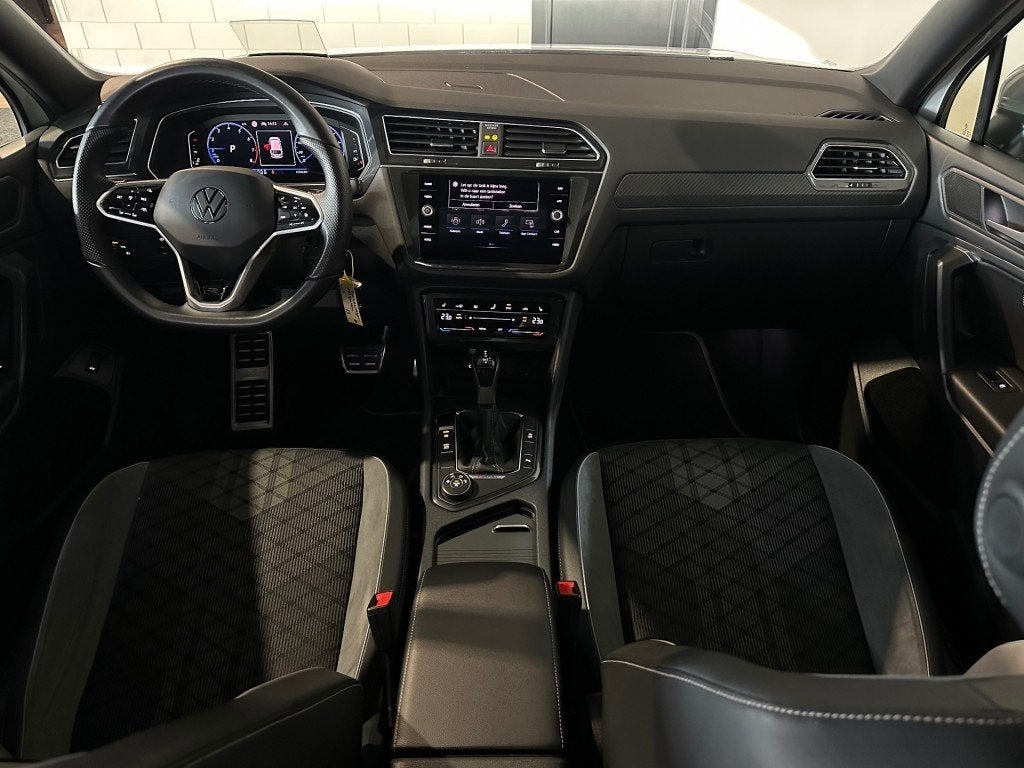 Volkswagen TIGUAN ALLSPACE 2.0 TSI 4M. HL BUS R l 7PER l HUD, Auto's, Gebruikt, Wit, 14 km/l, Bedrijf