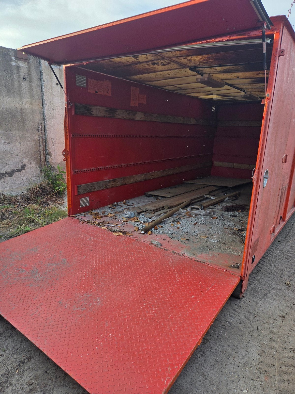 Diverse containers kabel/haakarm/ketting systeem, Zakelijke goederen, Machines en Bouw | Keten en Containers, Ophalen of Verzenden