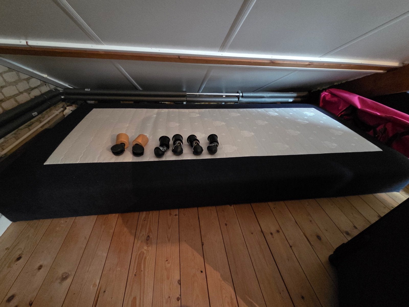 Boxspring - Gebruikt, nog netjes, zonder matras, Ophalen