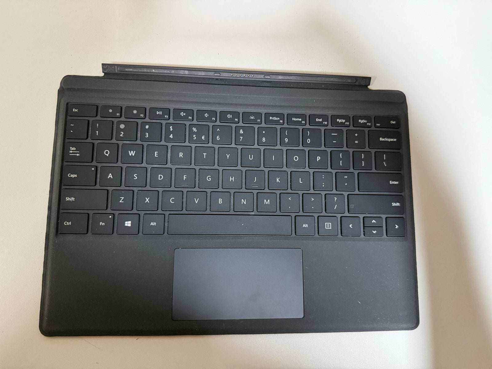 Microsoft Surface Pro Keyboard - Zwart, Computers en Software, Gebruikt, Ophalen of Verzenden, Draadloos, Qwerty