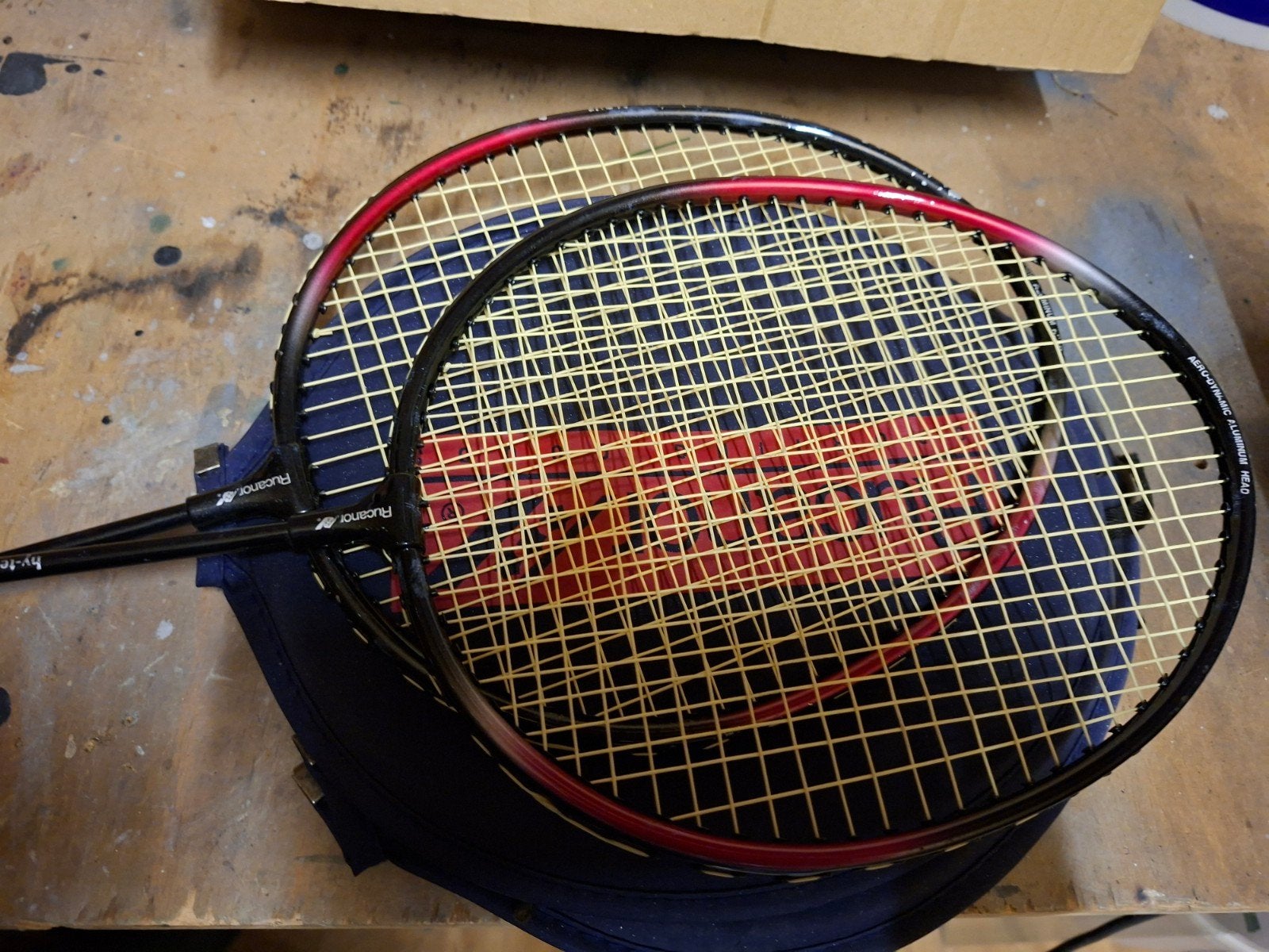 2x Badminton, Ophalen of Verzenden, Racket(s)