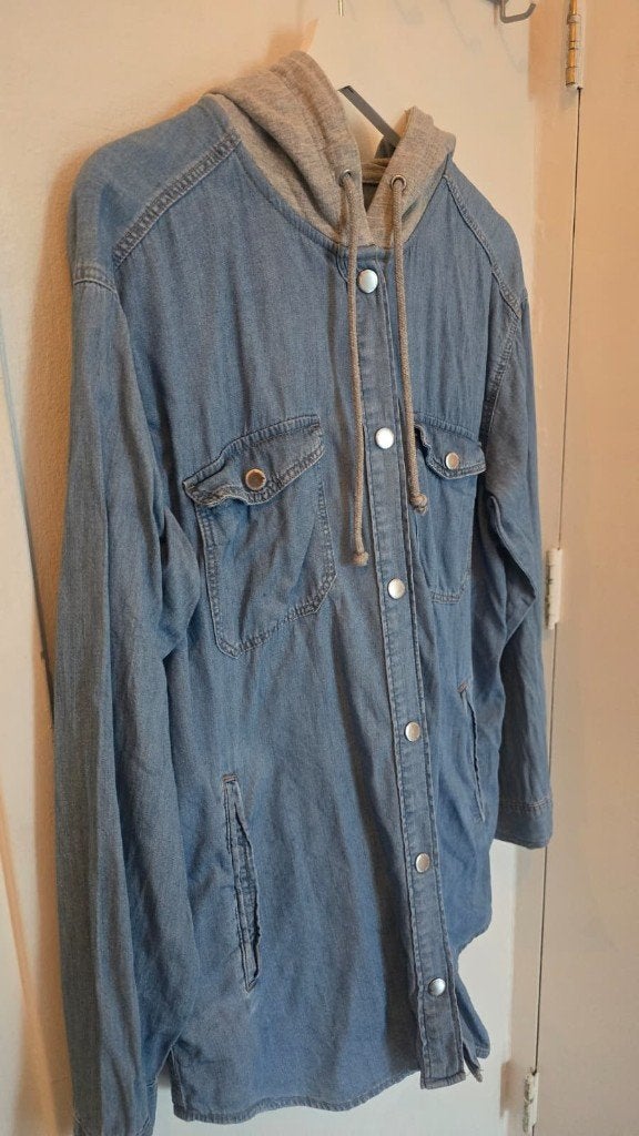 H&M Asia denim overshirt / jasje met hoodie – Maat M, Maat 38/40 (M), H&M, Blauw, Ophalen of Verzenden