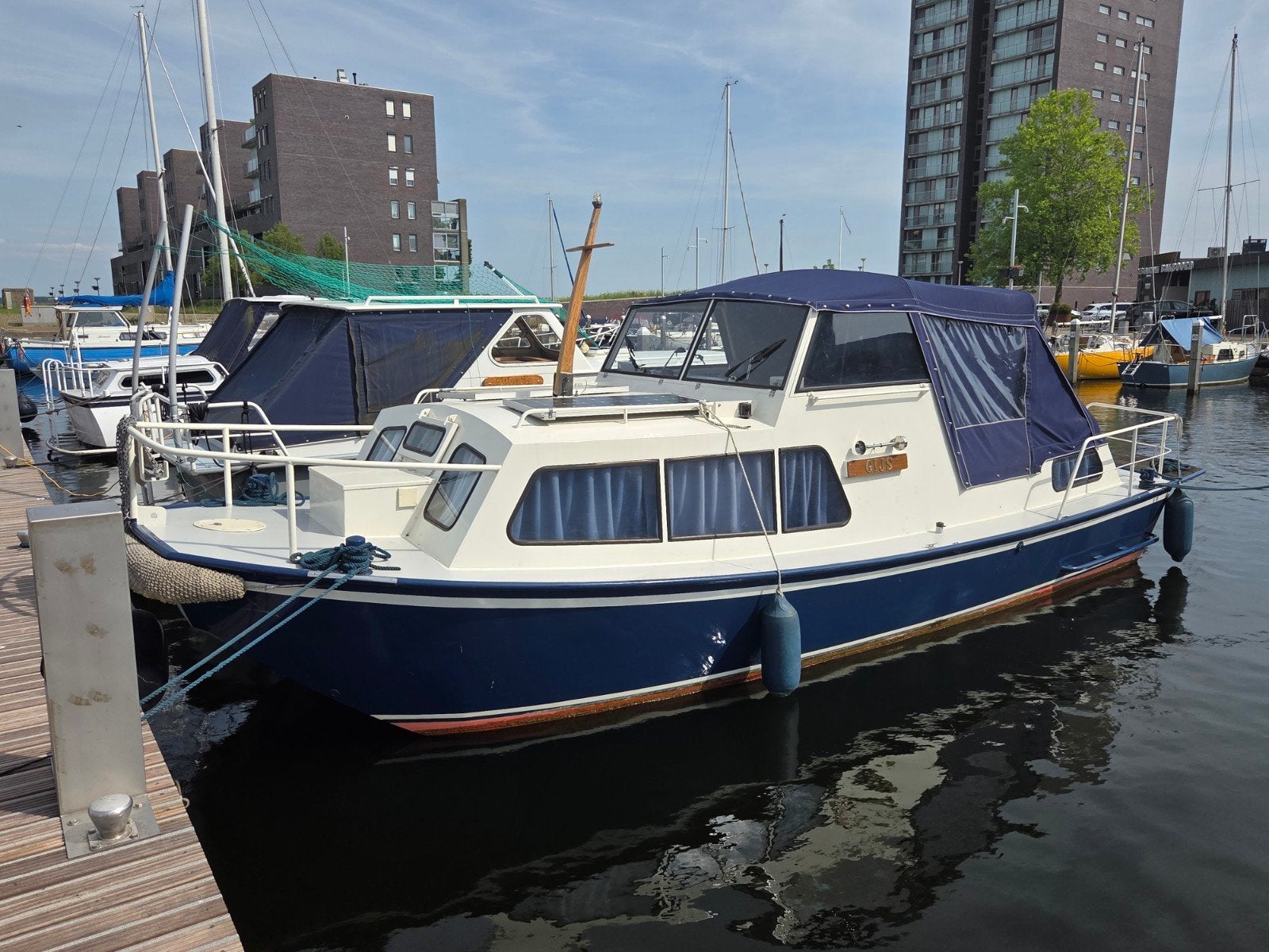 Doerak 780 AK - Comfortabele Kajuitboot met Achterkajuit, Binnenboordmotor, 8 m, 1.85 meter, Motorjacht